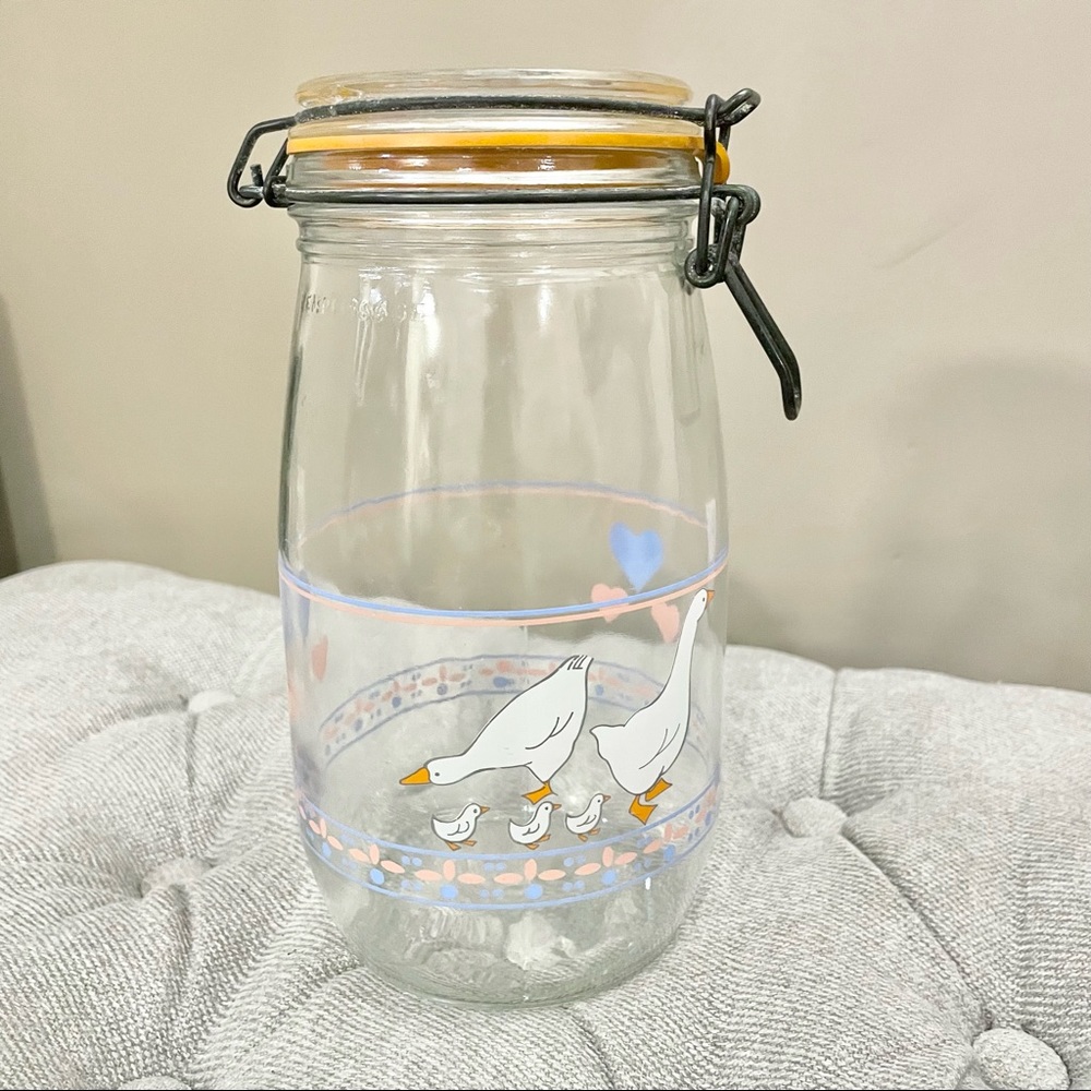 Vintage France ARC ducks and hearts glass jar with lid